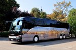 Setra 517 HD von Scenik.sk (Blaguss) in Krems gesehen.