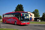 Setra 516 HD von Becker-Strelitz Reisen aus der BRD in Krems gesehen.