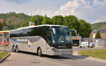 Setra 517 HD von Mckenhausen Reisen aus der BRD im Mai 2018 in Krems.