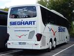 Setra 516 HD von Sieghart aus Deutschland in Stralsund.