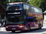 Van Hool TD924 von Emine aus Lettland (ex Karl Oster/D & ex Surprise/CH) in Hohenschwangau.