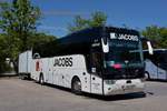 Van Hool TX von Jacobs Reisen aus der BRD in Krems.