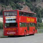 Sightseeing-Bus  Musel Hopper  in Trier Zurlaubener Ufer am 5.8.2012.