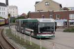 Borkum - Busbahnhof im Zentrum 21.09.2013  Mercedes Benz Citaro Gelenkbus der Borkumer Kleinbahn.