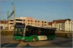 Ein  MBC  Bus wartet in Bussigny auf seine Reisende.