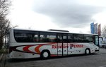 Setra 415 H vom Reisebro Penner aus Niedersterreich in Krems gesehen.