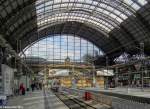 Blick in die Haupthalle des Frankfurter Hauptbahnhofes.