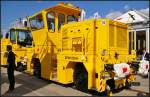 Der ZRW 125 DH von Windhoff ist ein Zweiwege-Rangierfahrzeug f�r den mittelschweren Rangierdienst, das auf der InnoTrans 2014 in Berlin ausgestellt war

Daten: Zugkraft 150 kN, Anh�ngelast 3000 t, Geschwindigkeit 25 km/h, Antriebsleistung 180 kW
