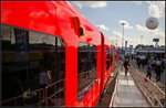 InnoTrans 2016 in Berlin: Zus�tzliche Beleuchtung erlauben bessere Sicht an den T�ren entlang des Desiro City f�r die South West Trains (SWT) von Siemens Mobility.