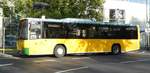 Volvo-Linienbus steht am Bahnhof in Wiesbaden, 09-2018