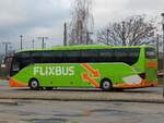 Setra 516 HD von Flixbus/Wricke Touristik aus Deutschland in Neubrandenburg.