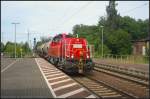 DB Schenker 261 045 mit Kesselwagen am 16.07.2013 in Burg (b.