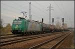 ITL 185 533-7 mit Kesselwagenzug (NVR-Nummer: 91 80 6185 533-7 D-VC, Eigentum VC Holding SAS, gesehen Berlin Schönefeld-Flughafen 01.11.2010)