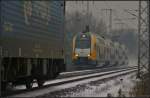 Fotografengl�ck: Obwohl PKPC EU45-802 schon extra langsam an das Hp0 zeigene Signal, lies sich ODEG ET 445.100 auf Leerfahrt am 28.01.2014 in der Berliner Wuhlheide etwas zu viel Zeit.
