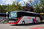 Setra 517 HD von Blaguss Reisen aus Wien in Krems gesehen.