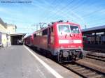 DB Regio 111 094-9 zieht einen RE nach Frankfurt Hbf. (Fulda, 15.04.2007).