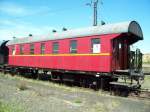 Zum Thekenwagen WRi umgebauter Ci-28 der Museumseisenbahn Hanau e.V.