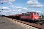 DB Cargo 140 354-2 mit Tds-Wagen in Berlin Schönefeld (26.04.2008)