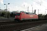 Railion 152 100 mit Rungenwagen (Railion Deutschland AG, gesichtet Berlin Schönefeld 26.04.2008).