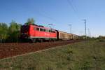 DB Schenker 140 528-1 und Transwaggon-Wagen (Berlin Wuhlheide, 21.04.2009)