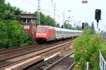 DB 101 075-0 mit IC2157 nach Stralsund (Berlin Karow, 15.06.2009)