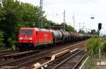 RAILION Logistics 185 240-9 mit Kesselwagen inmitten mehrerer Fotowolken (DB Schenker Rail Deutschland AG, gesichtet Berlin-Karow 16.06.2009)