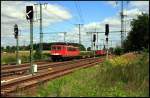 155 018-5 mit Containerzug.