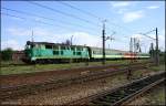 PKP SU45-045 rangiert den P81102/88100  Kopernik  nach Warszawa Wsch auf den oberen Bahnsteig (Kostrzyn, 06.08.2009)