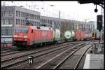 DB Schenker 152 044-4 mit Container in Berlin Kpenick, 13.03.2010