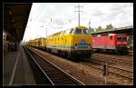 DB Bahnbau 229 147-4 mit einem Bauzug nach Betriebshof Rummelsburg (gesehen Berlin Schönefeld Flughafen 22.08.2010)