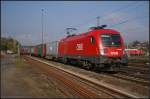 BB 1116 028-0 mit Containerzug (gesehen Bebra 14.10.2010)