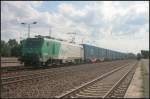 Mit der  Blauen Wand  kommt ITL 437026 / BB 37026 nach Berlin (gesehen Berlin Schnefeld Flughafen 10.07.2011)