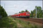 DB Regio 112 118 schiebt den RE1 nach Magdeburg (Hbf) am 10.05.2012 durch Berlin-Friedrichshagen