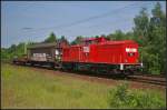 MEG 101 / 204 358 mit dem Materialzug fr die S-Bahn Berlin am 20.06.2013 in der Berliner Wuhlheide (NVR-Nummer 92 80 1204 358-6 D-MEG, Typ V100.1, Baujahr 1971, ex DR 204 358)