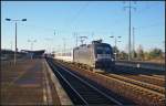 DB Fernverkehr ES 64 U2-072 / 182 572 mit dem EC 249  Wawel  Hamburg-Altona - Wroclaw Glowny am 30.12.2013 in Schnefeld Flughafen