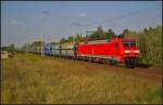 DB Schenker 152 044-4 fuhr mit polnischen Falns-Wagen am 17.09.2014 durch die Berliner Wuhlheide