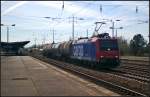 LOCON 482 038-7 in Berlin Schnefeld Flugfahen, 20.04.2015    Von SBB Cargo angemietet kam die fr LOCON Logistik & Consulting AG fahrende Lok mit vier Kesselwagen durch den Bahnhof gefahren