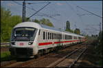 Steuerwagen D-DB 51 80 80-95 253-5 Bimmdzf 287.2 im Einsatz bei DB Fernverkehr am 11.05.2017 in Berlin-Hohenschönhausen