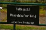 Haltepunkt Magdeburg Handelhafen-Nord, 10.05.2015    Beim Familienfest der Magdeburger Eisenbahnfreunde hatte man fr den Pendelzug kurzerhand einen provisorischen Haltepunkt eingerichtet: