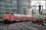 DB Regio 143 251-7 mit einem unbekanntem Regional-Express (Berlin Zoologischer Garten 15.05.2010)    - Update: ++ 03.2014 TSR Recycling GmbH & Co KG Magdeburg