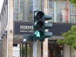 Weibliches Ampelmännchen in Dresden, zwischen Postplatz und Altmarkt.